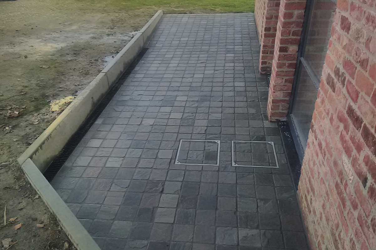 Opritten & Terrassen - Miny Algemene Bouwwerken Opritten & Terrassen - Miny Algemene Bouwwerken